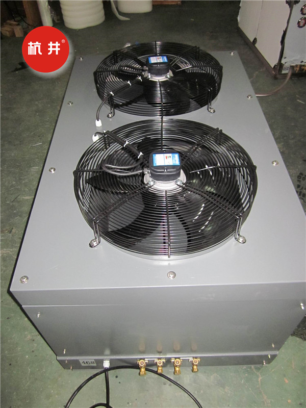 CFTZF160國防工程建造調(diào)溫除濕空調(diào)機(jī)http://wtkpzc.cn/tp/twcsj022.jpg